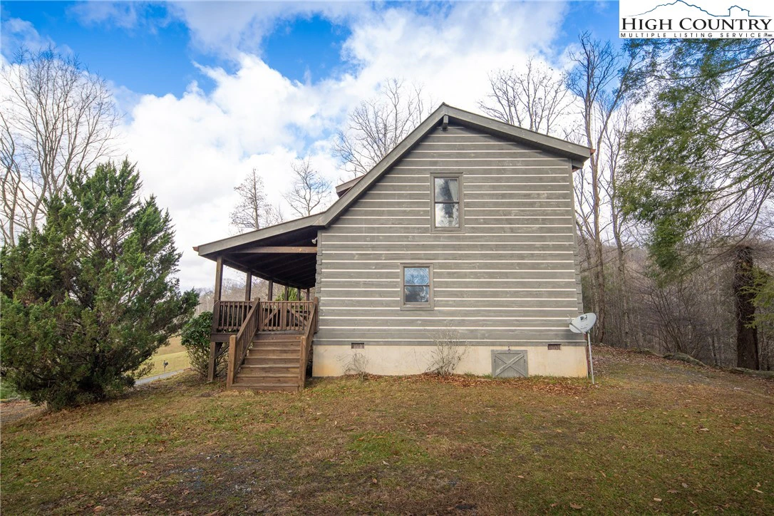Image number 8 for the current listing