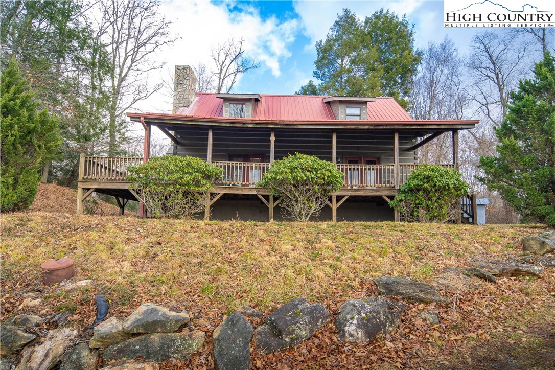 Image number 2 for the current listing