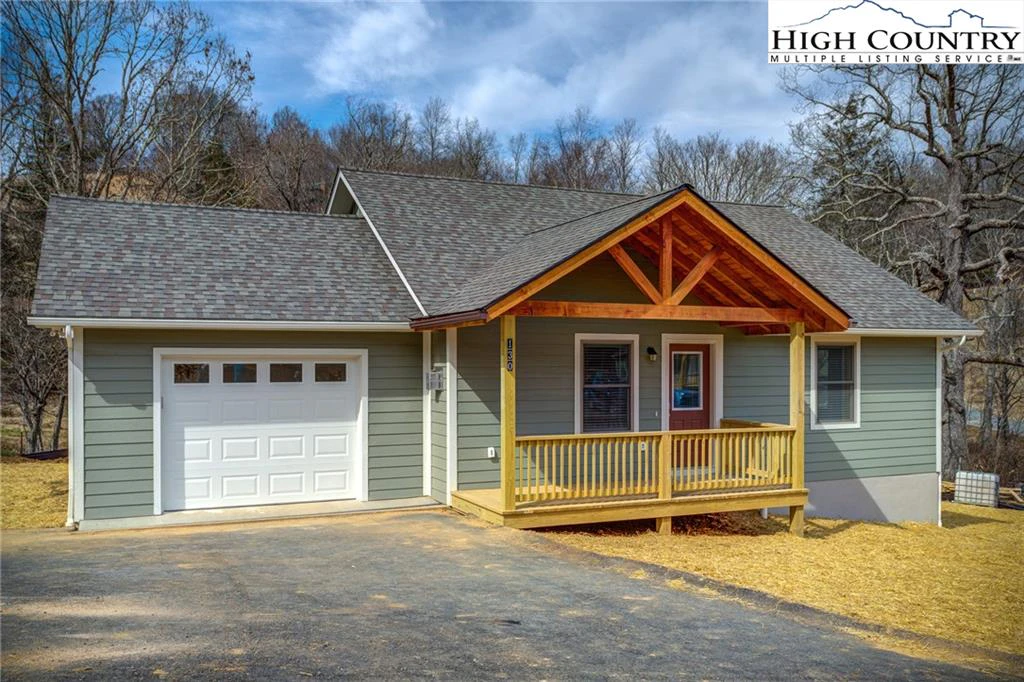 Image number 1 for the current listing