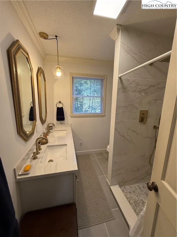 Image number 6 for the current listing