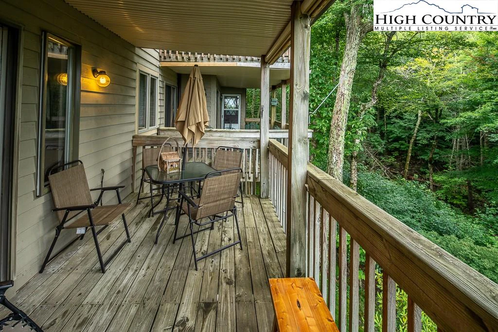 Image number 3 for the current listing