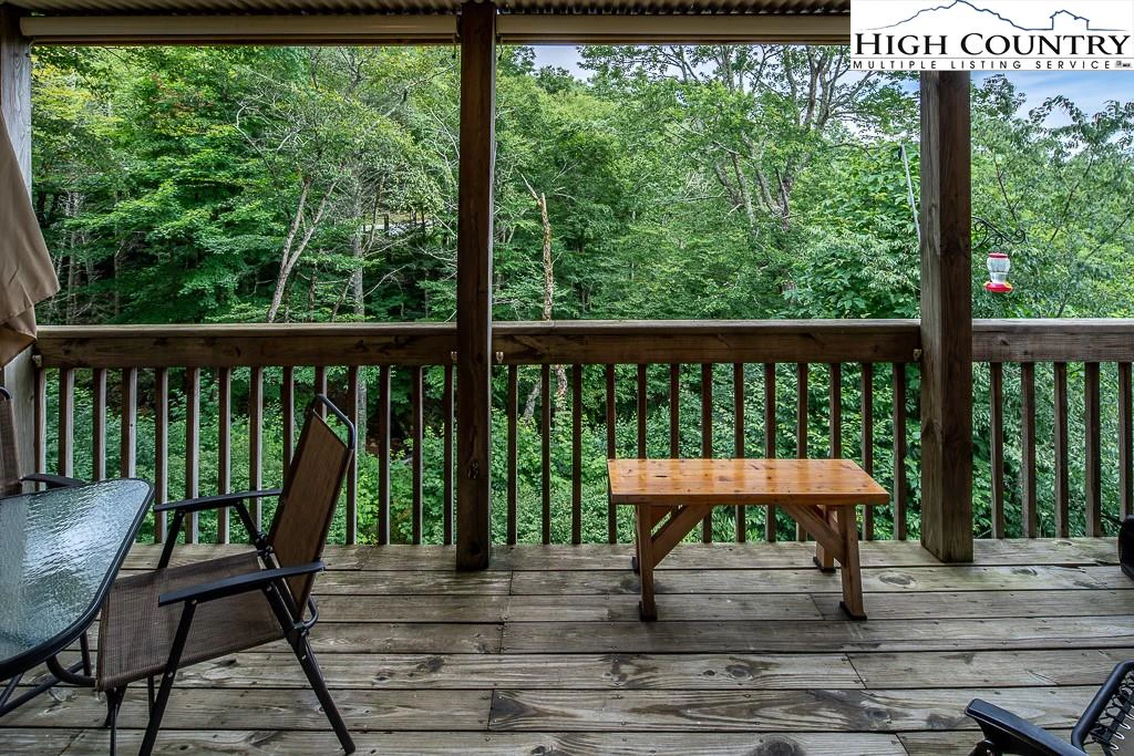 Image number 5 for the current listing
