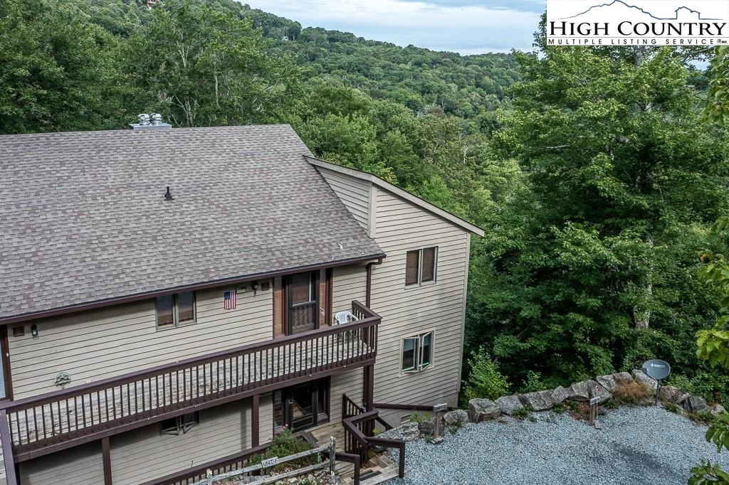 Image number 21 for the current listing