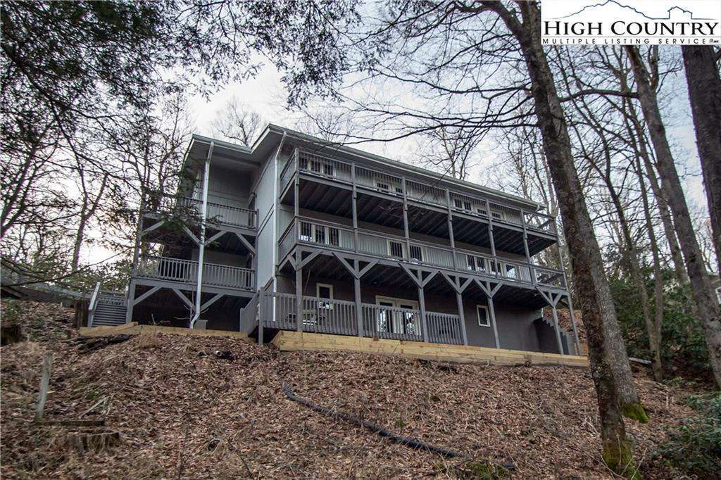 Image number 1 for the current listing