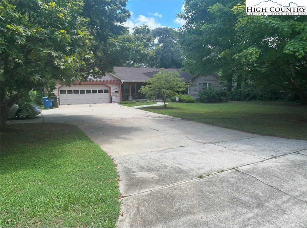 Image number 3 for the current listing