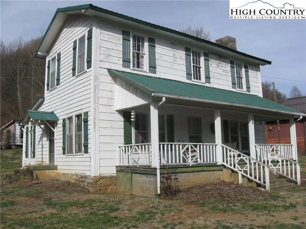 Image number 1 for the current listing