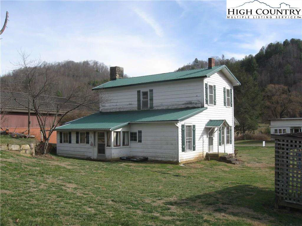 Image number 8 for the current listing