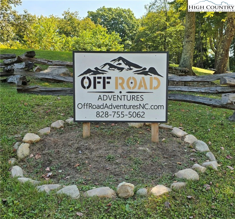 Image number 3 for the current listing