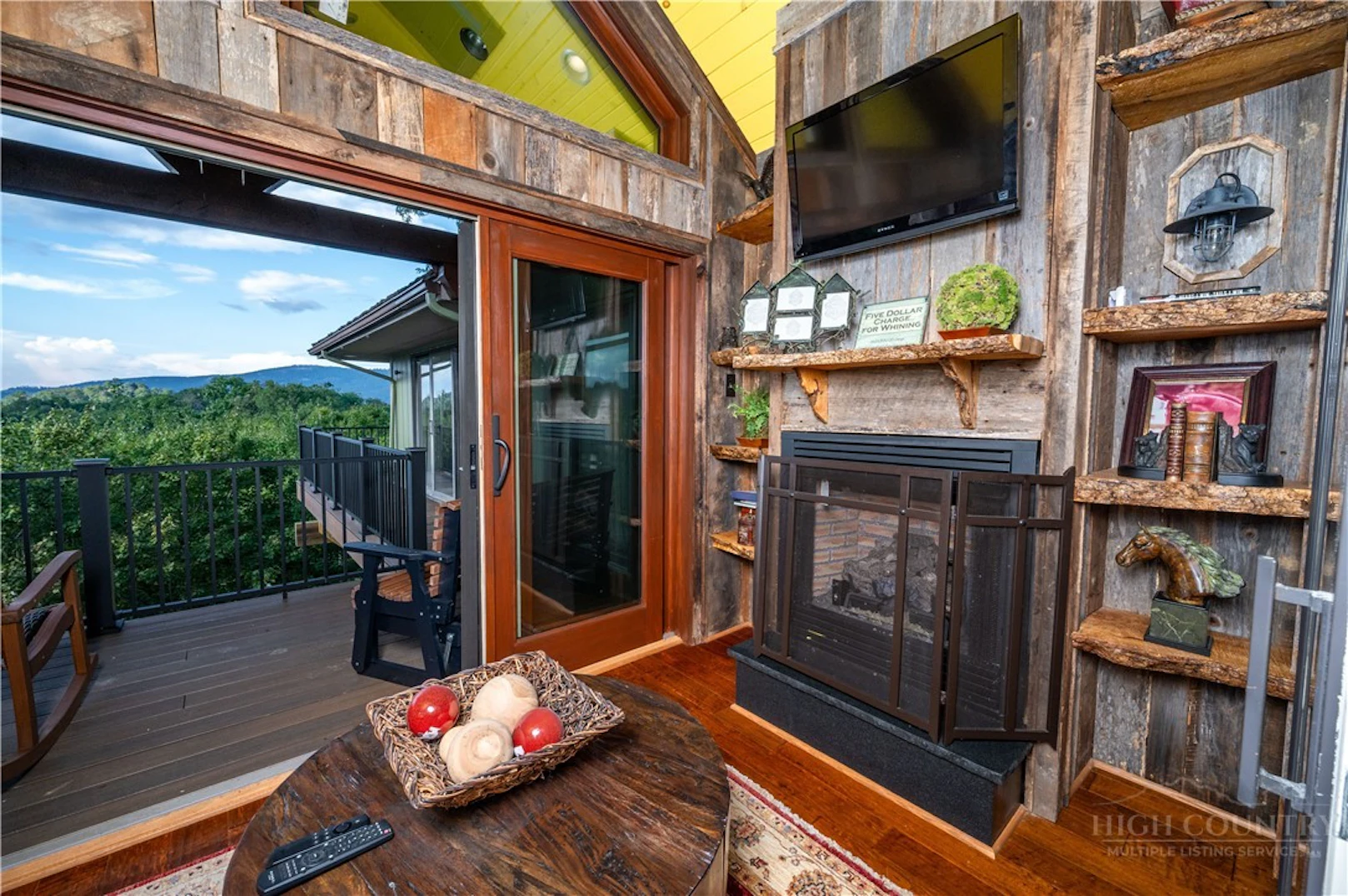 Image number 8 for the current listing