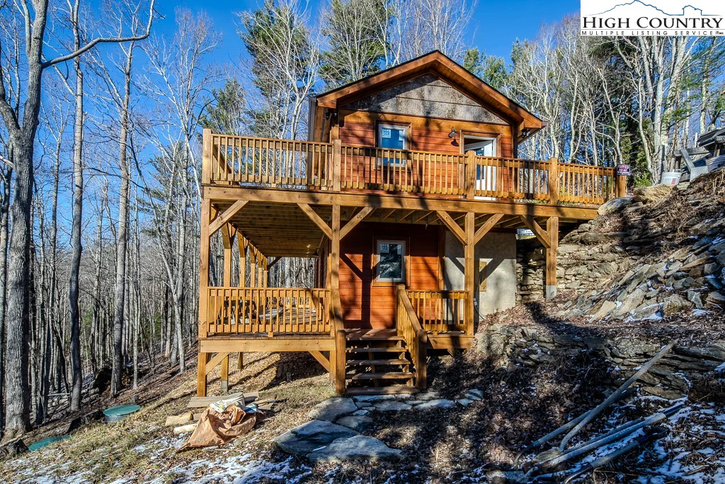 Image number 16 for the current listing