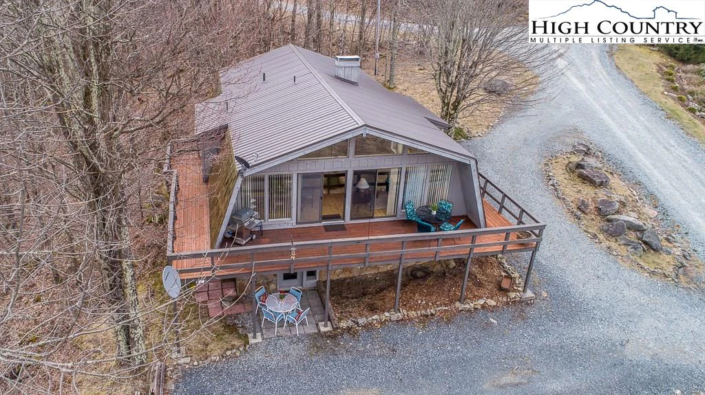 Image number 1 for the current listing