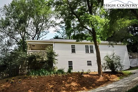 Image number 7 for the current listing