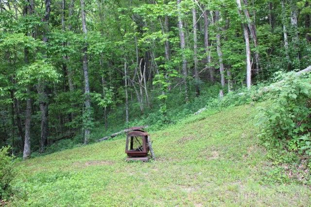 Image number 6 for the current listing