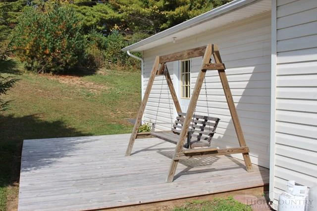 Image number 2 for the current listing