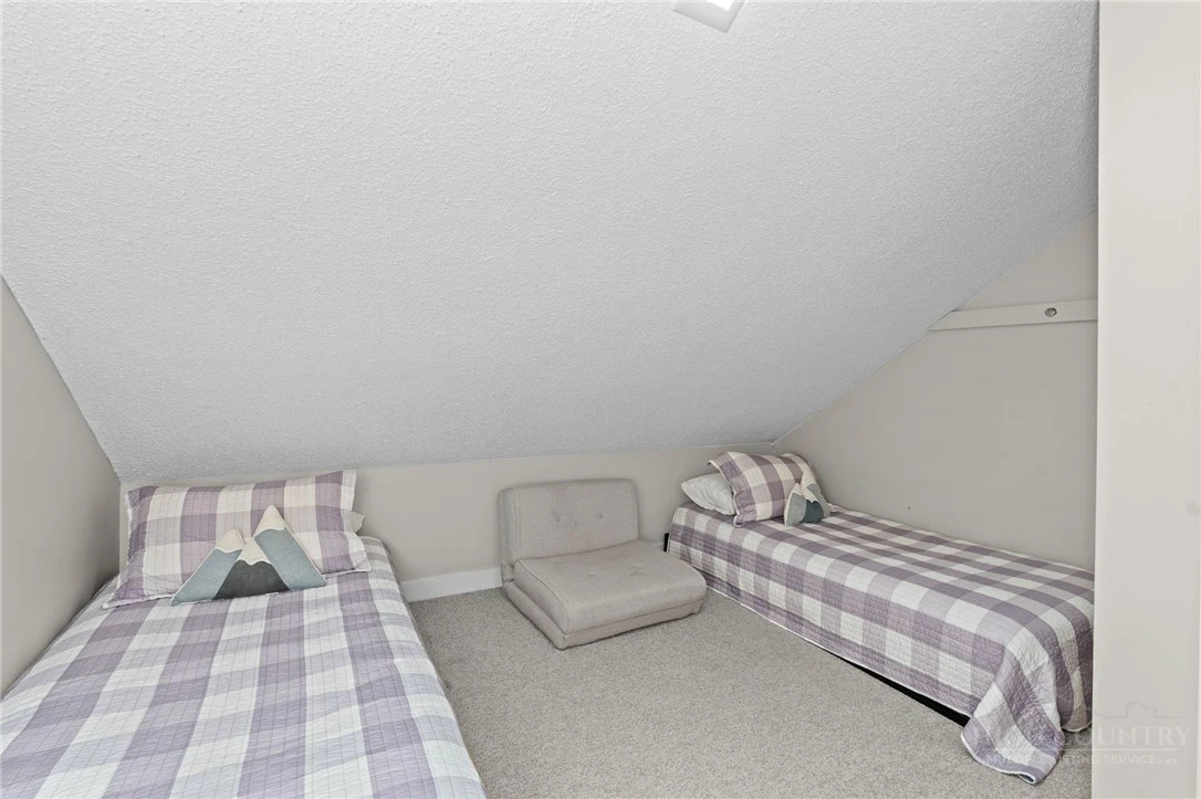 Image number 5 for the current listing