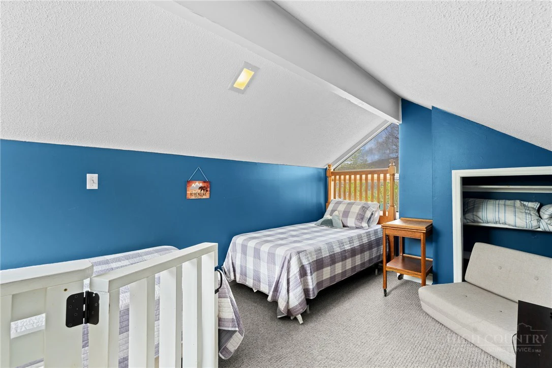 Image number 6 for the current listing