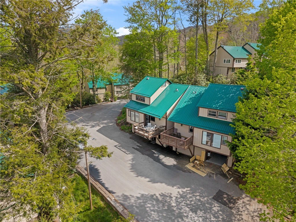 Image number 13 for the current listing