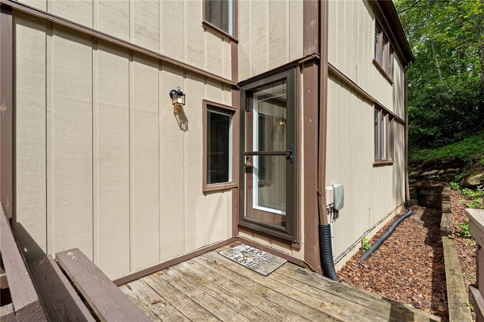 Image number 11 for the current listing