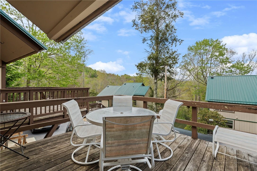 Image number 7 for the current listing