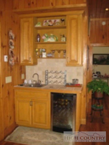 Image number 12 for the current listing