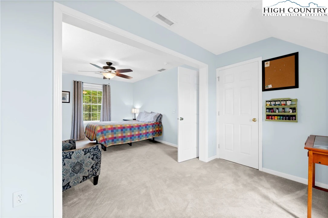 Image number 6 for the current listing