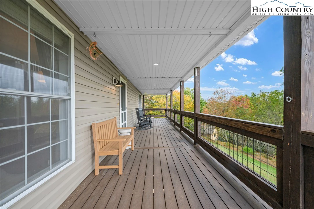 Image number 2 for the current listing