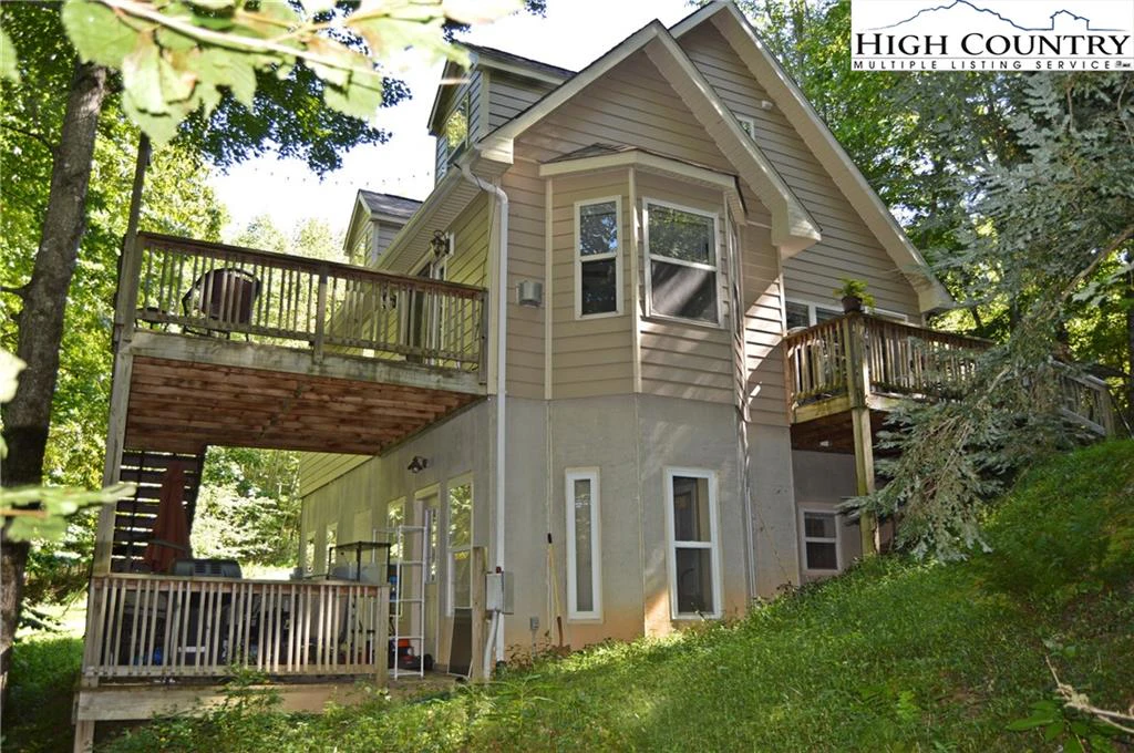 Image number 3 for the current listing