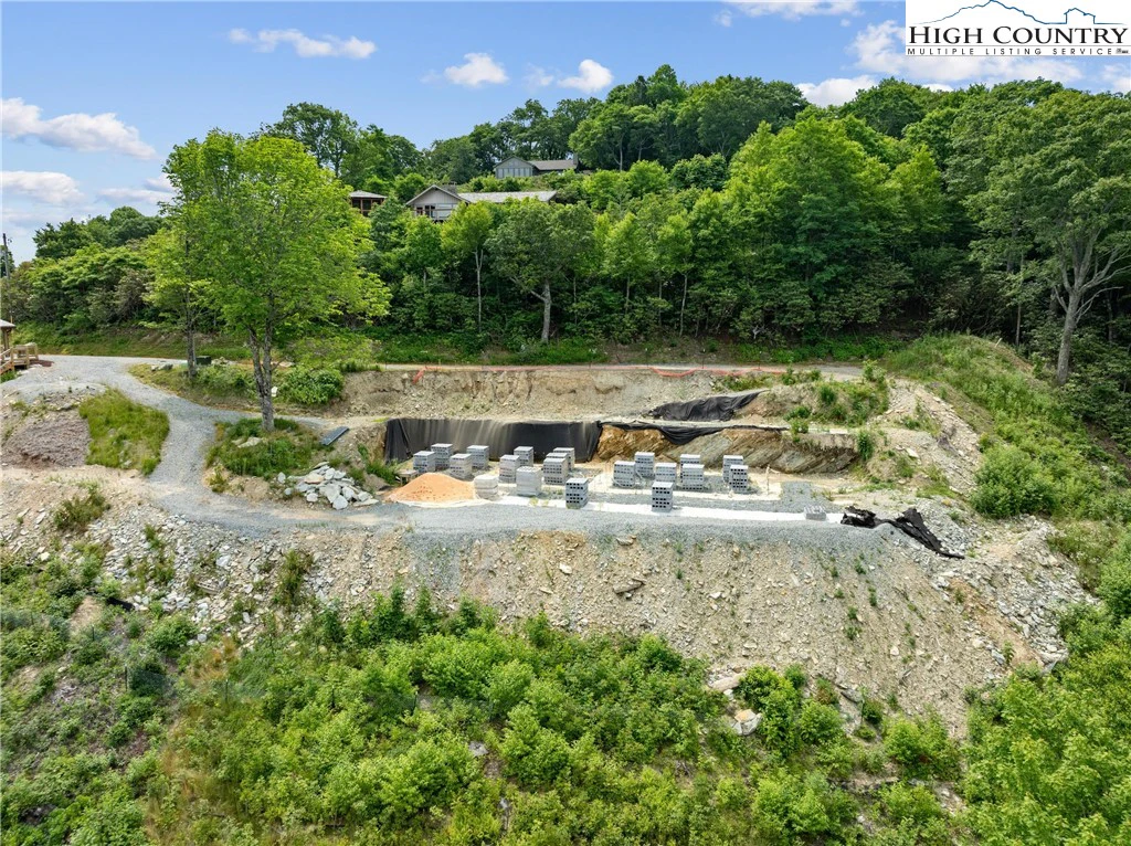 Image number 8 for the current listing