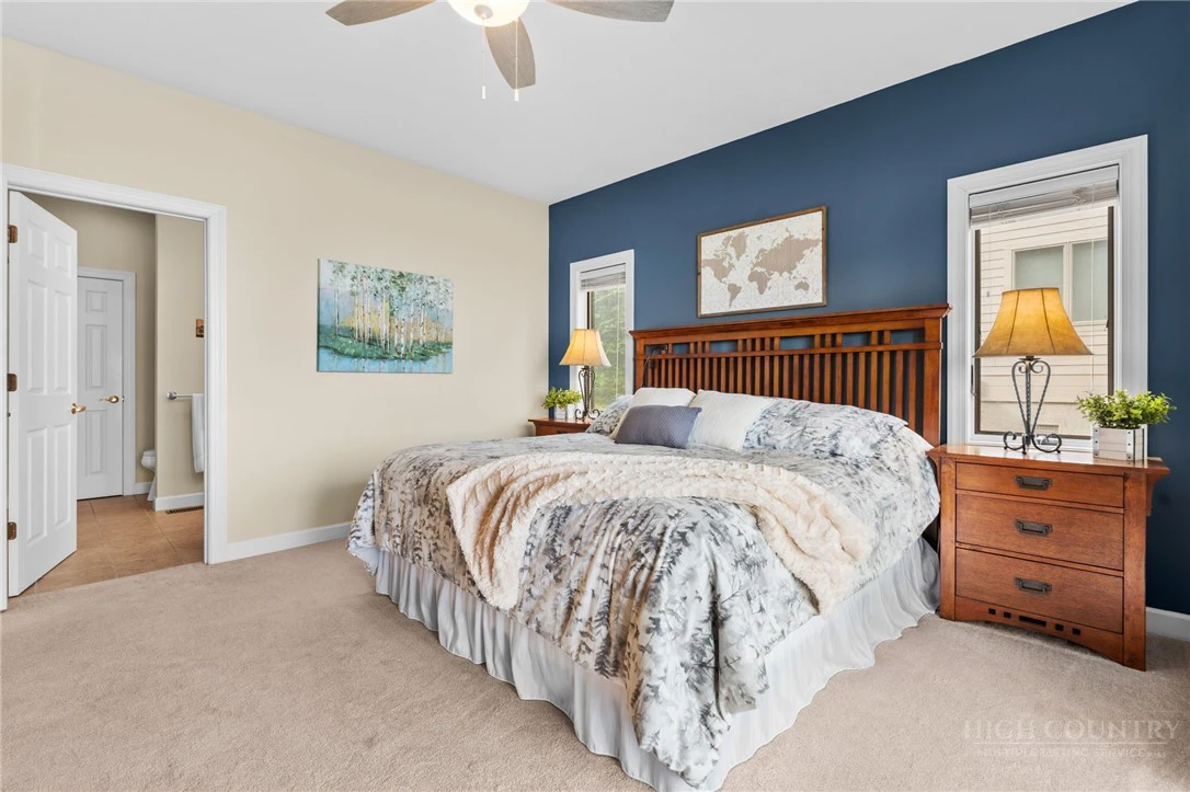 Image number 20 for the current listing