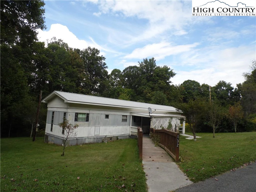 Image number 1 for the current listing