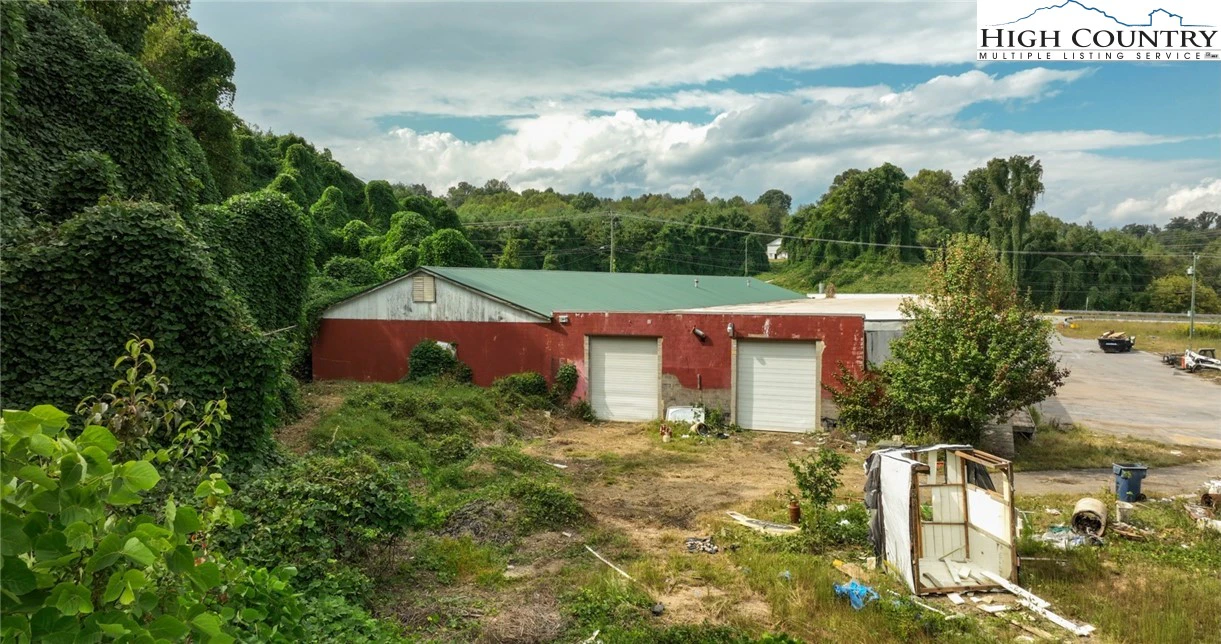 Image number 22 for the current listing