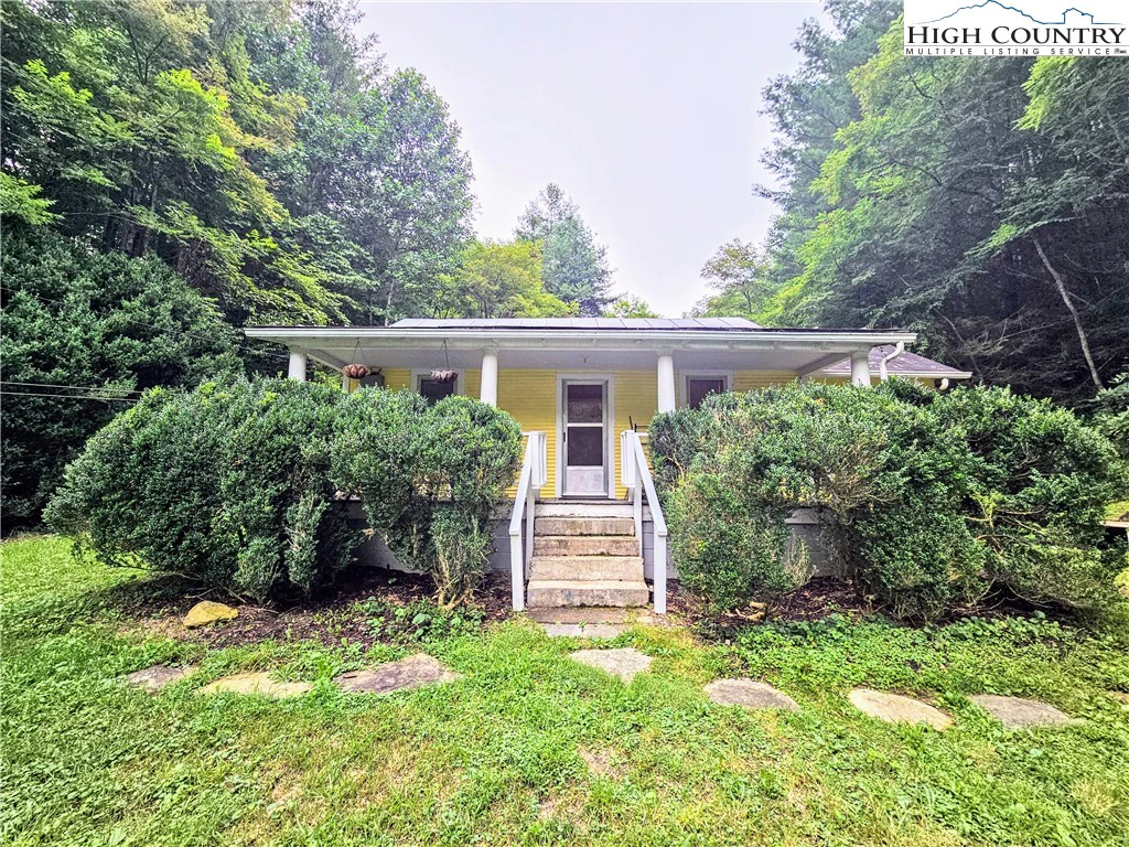 Image number 3 for the current listing