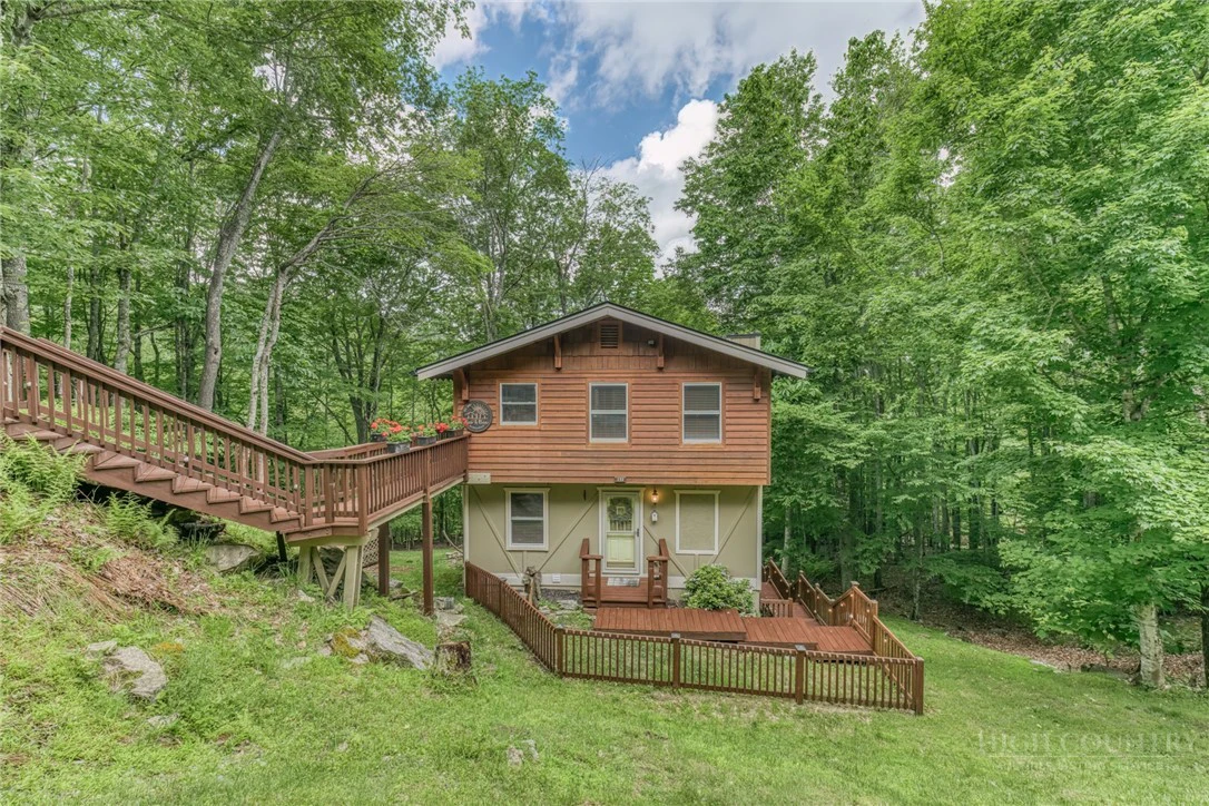 Image number 3 for the current listing