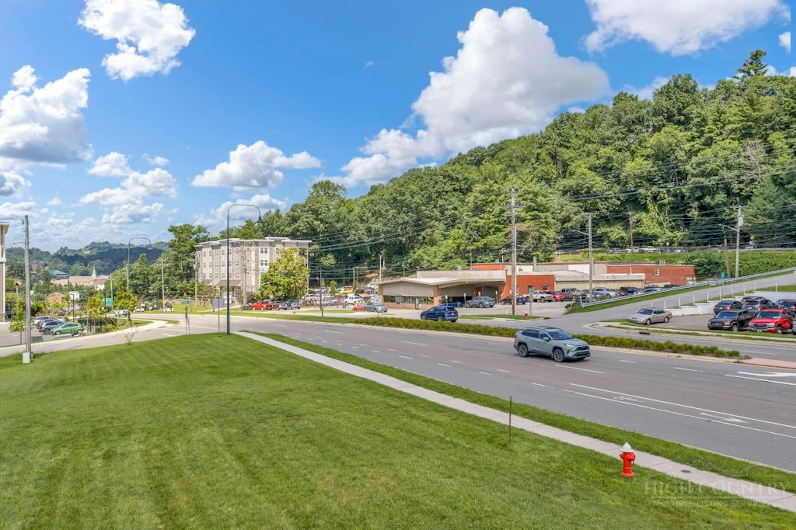Image number 6 for the current listing