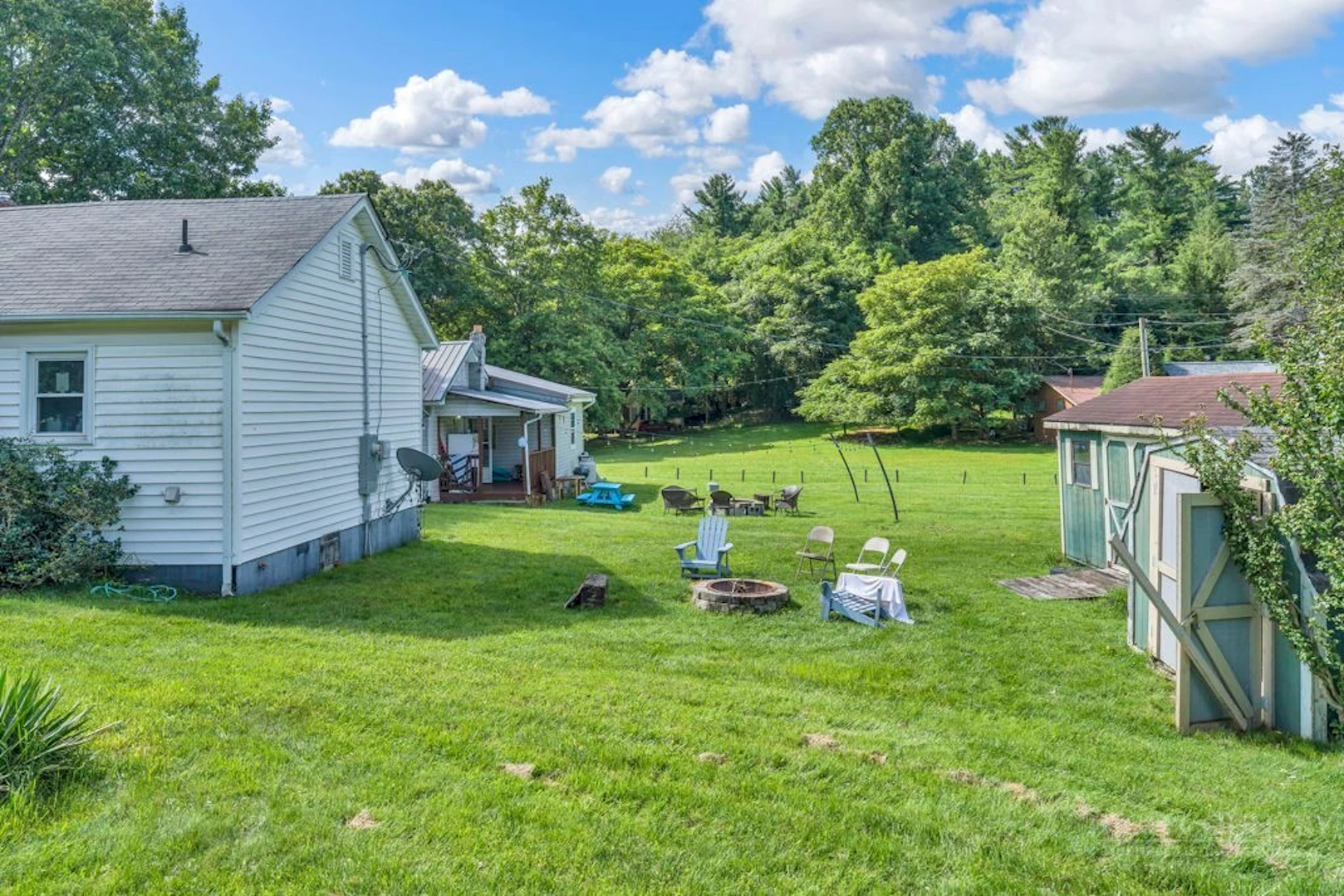 Image number 9 for the current listing