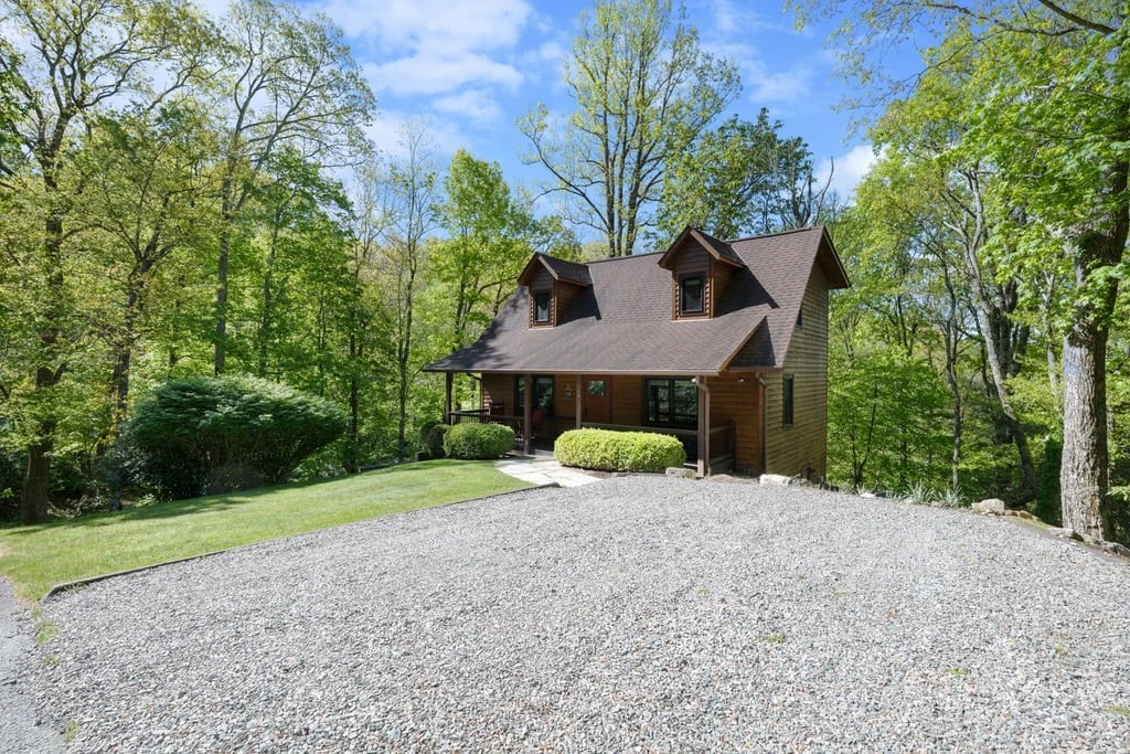 Image number 21 for the current listing