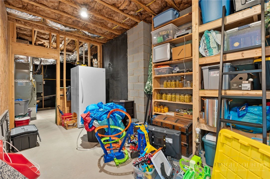 Image number 12 for the current listing