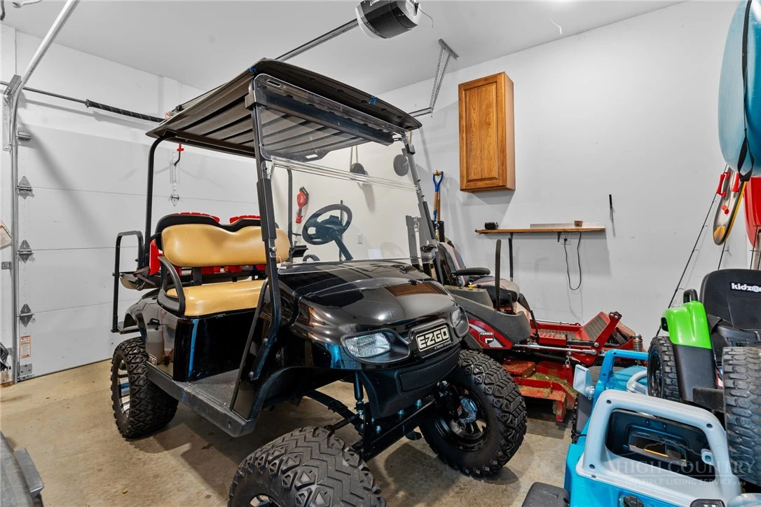 Image number 2 for the current listing