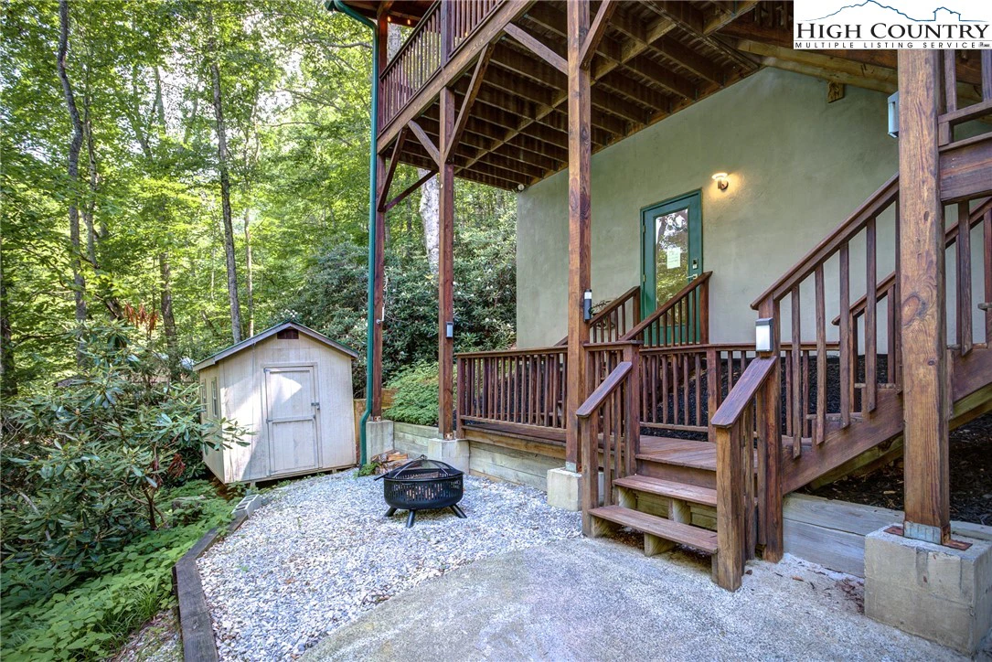 Image number 10 for the current listing