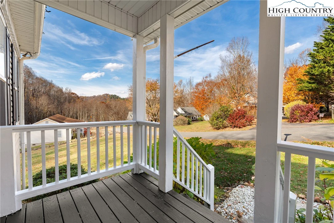 Image number 7 for the current listing