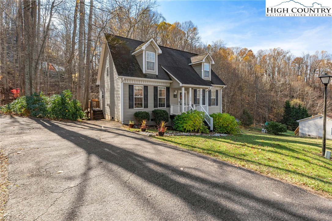 Image number 20 for the current listing