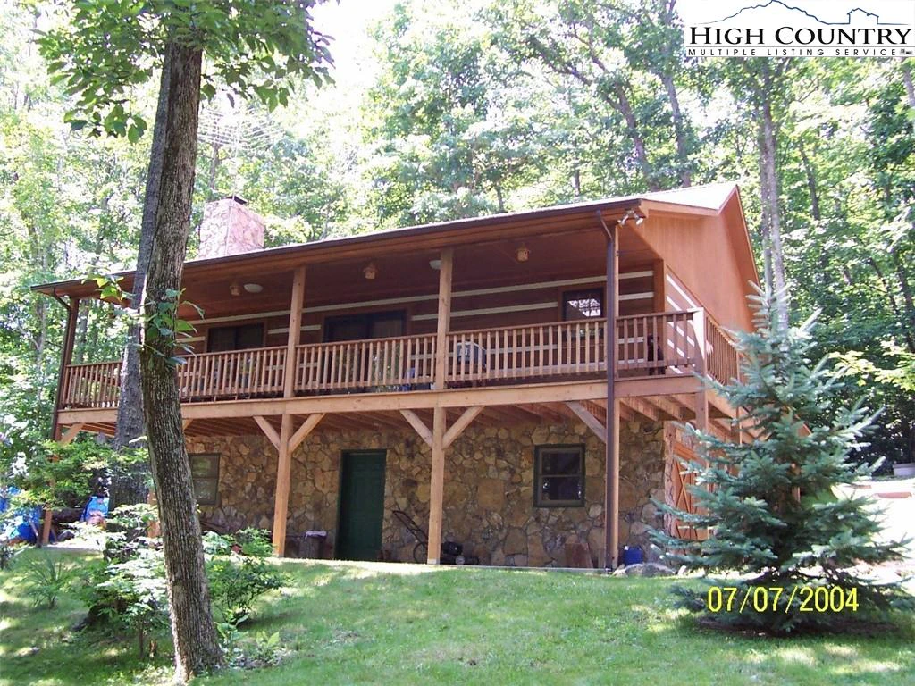 Image number 1 for the current listing