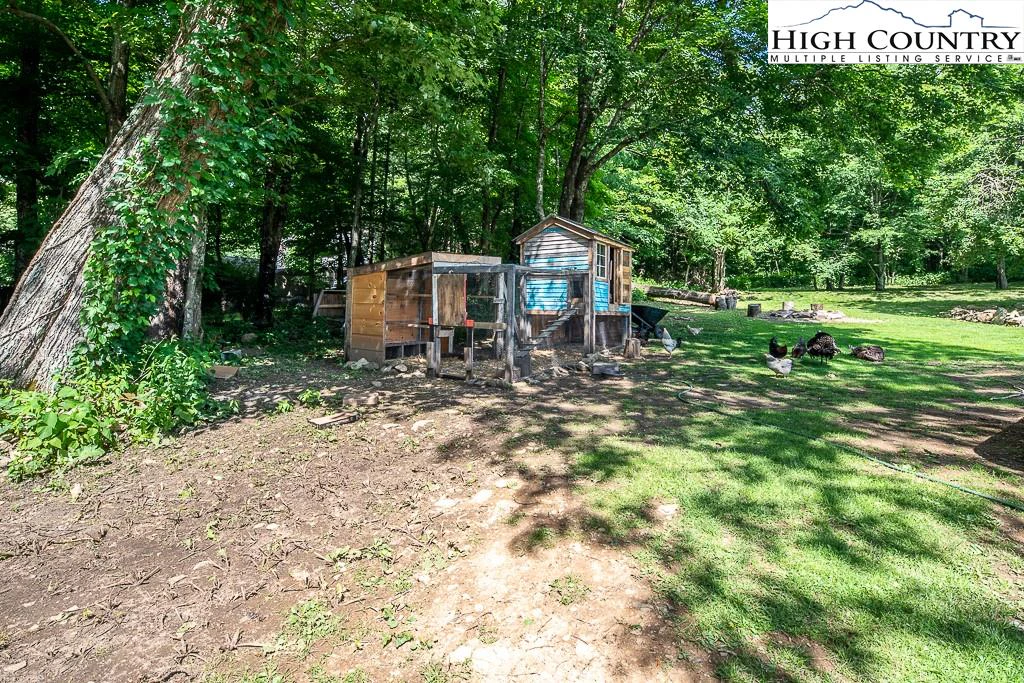 Image number 4 for the current listing