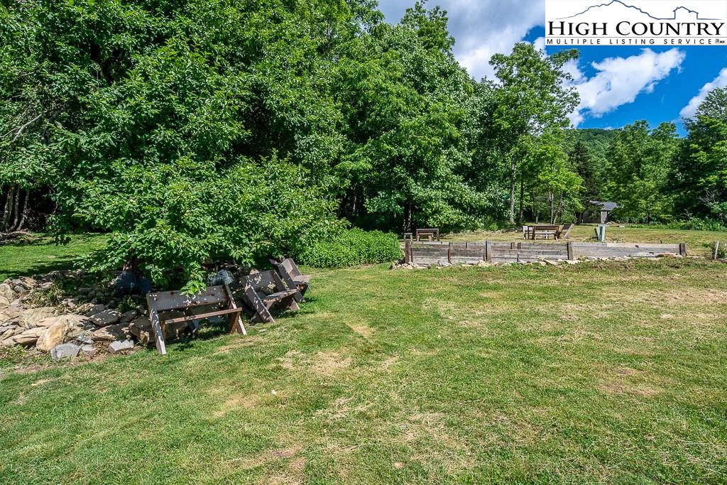 Image number 5 for the current listing