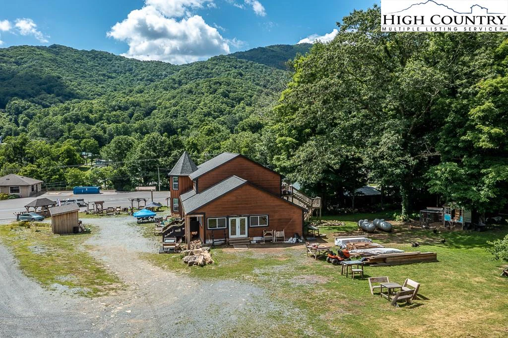 Image number 2 for the current listing