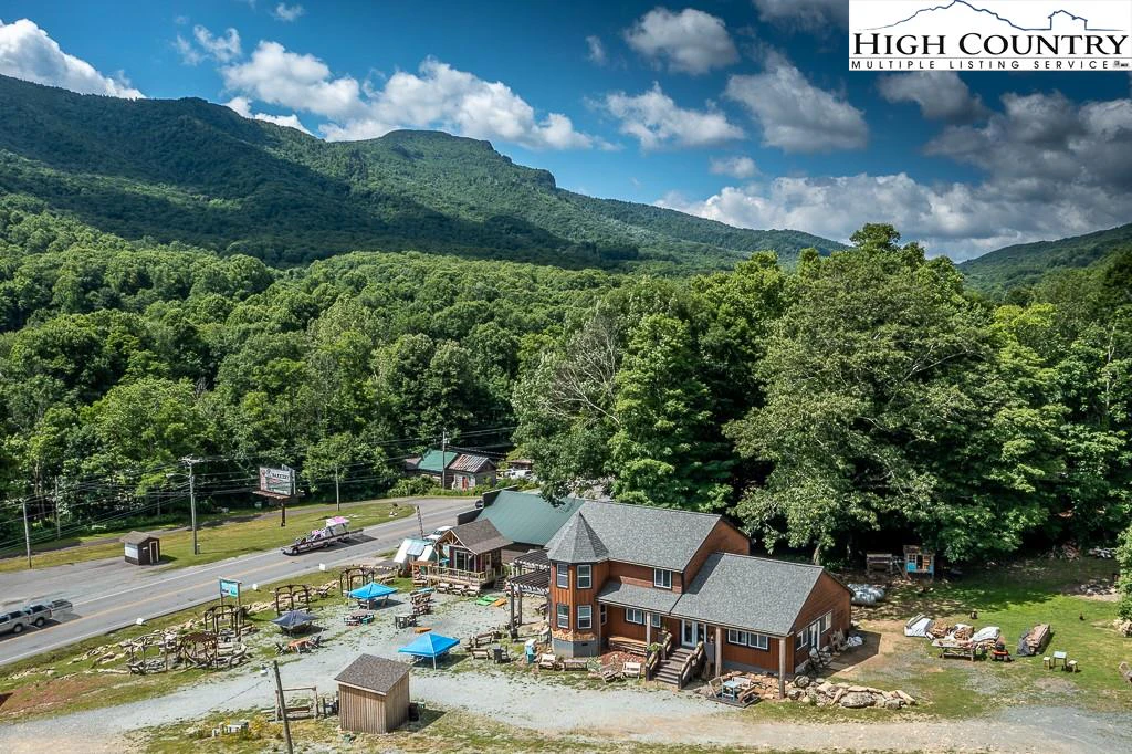 Image number 16 for the current listing
