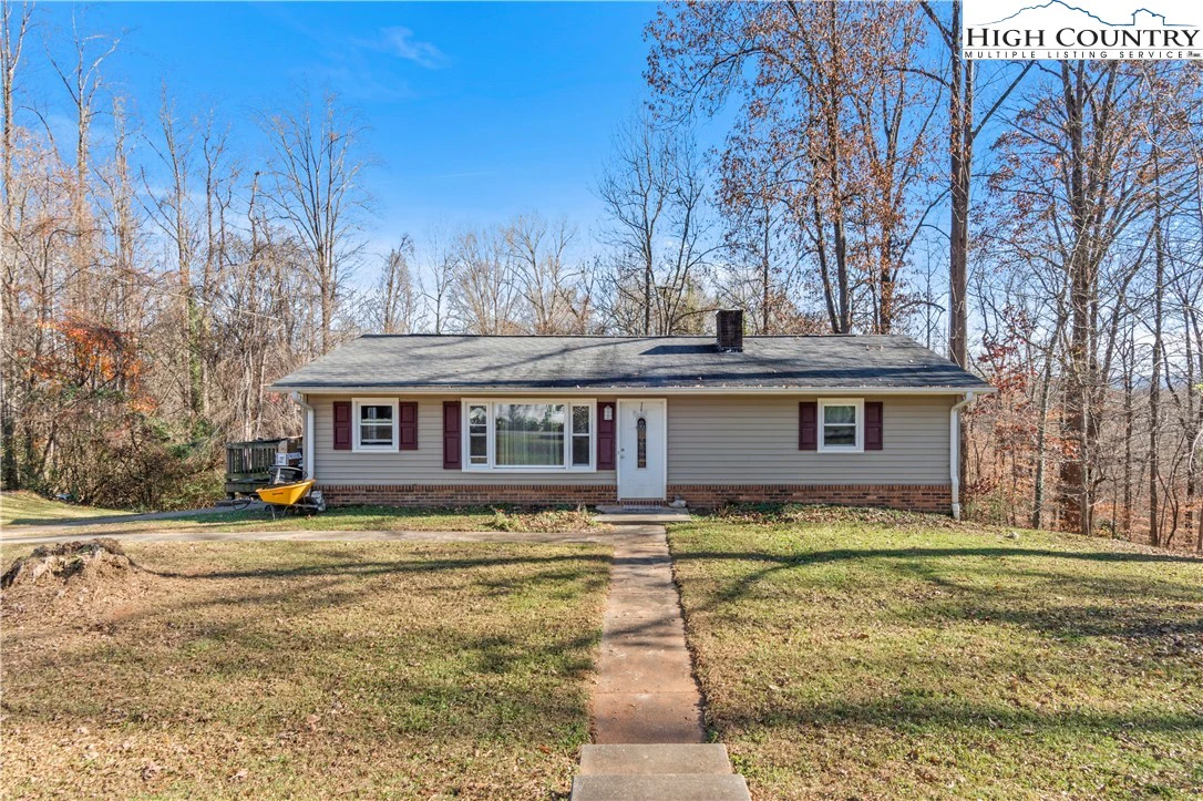 Image number 1 for the current listing