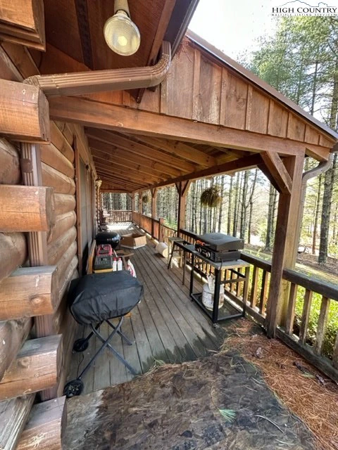 Image number 13 for the current listing