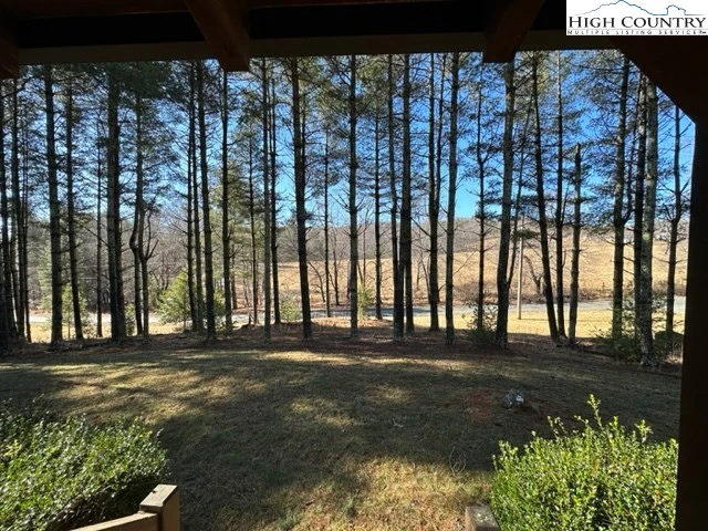 Image number 12 for the current listing