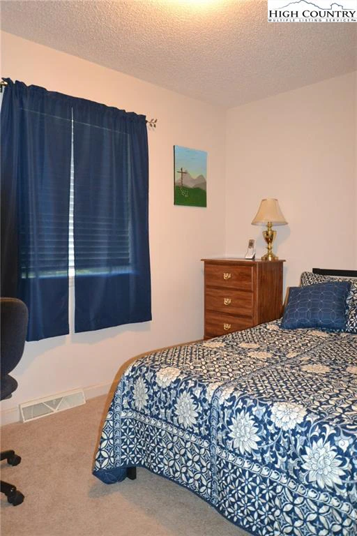 Image number 9 for the current listing